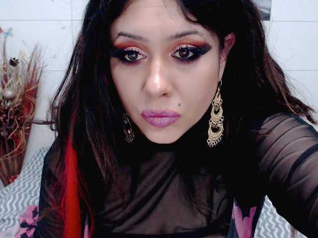 Kirayork's BongaCams show and profile