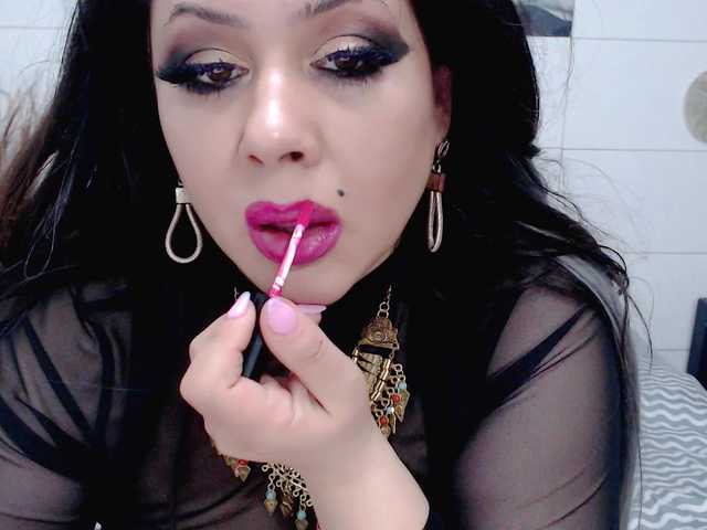 Kirayork's BongaCams show and profile