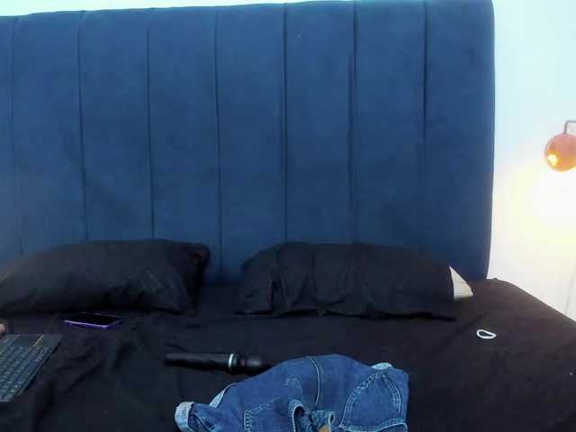 Rubiroose's BongaCams show and profile