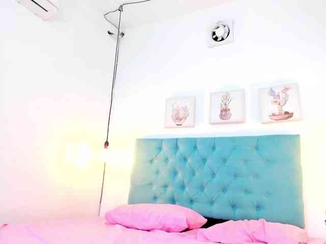 Rubiroose webcam