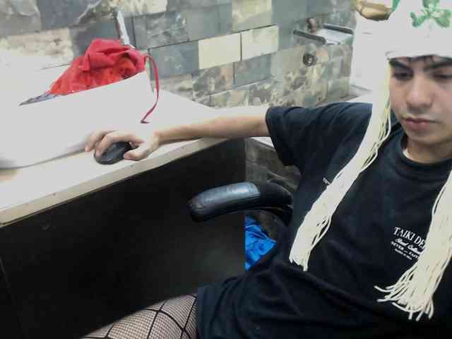 RandyHarrys Live Webcam on BongaCams