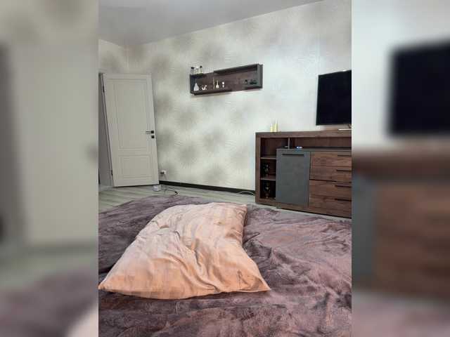 Lindseya's BongaCams show and profile