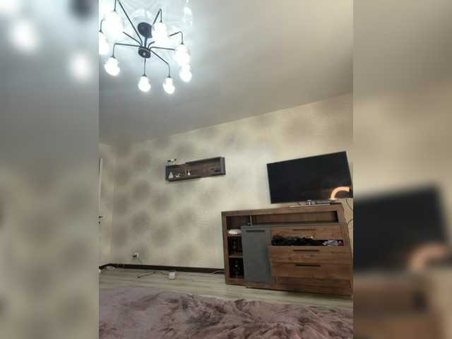 Lindseya's BongaCams show and profile