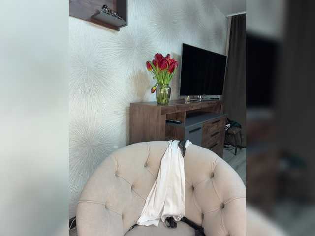 Lindseya's BongaCams show and profile