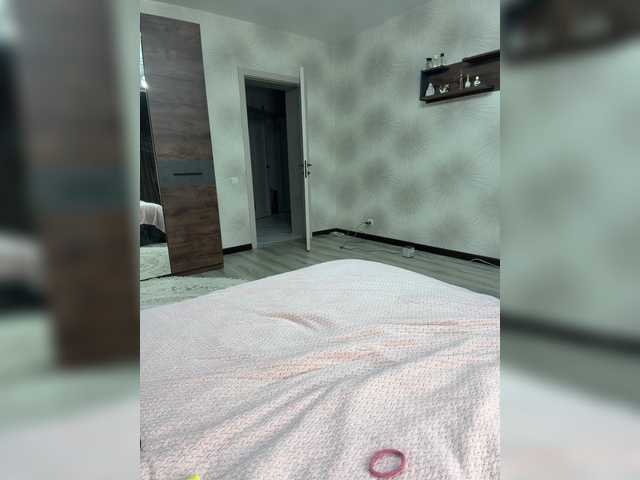 BongaCams Lindseya is Freechat Lindseya — Hi! Lovense works from 2 tokens Lovense levels 2, 3, 11, 44, 78, 130 random 55, favorite vibration 44. Thanks for the love!