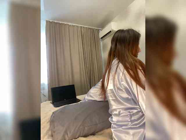 Lindseya Live Webcam on BongaCams