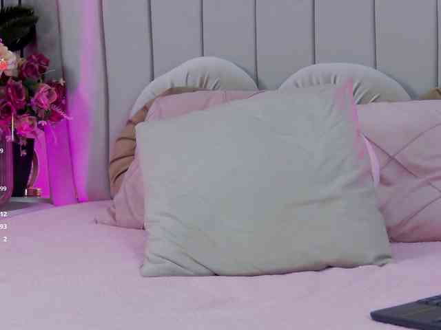 JelisseJ webcam