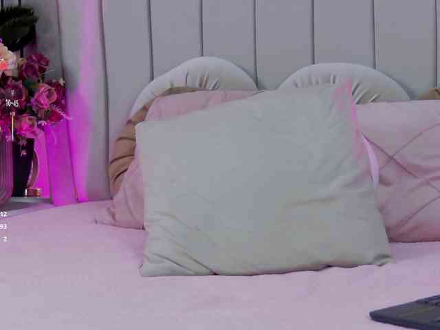 JelisseJ webcam