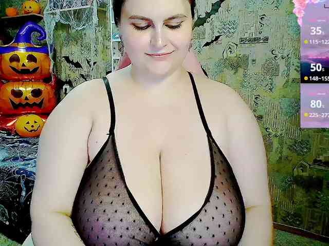 SinfulWhisper webcam