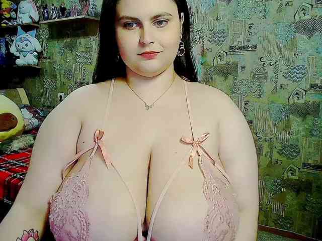 SinfulWhisper webcam