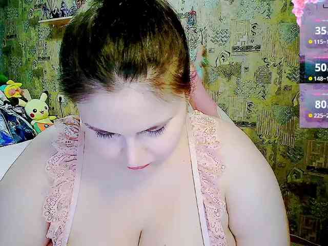 SinfulWhisper webcam