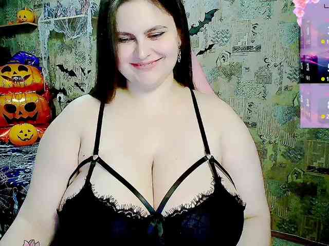 SinfulWhisper webcam