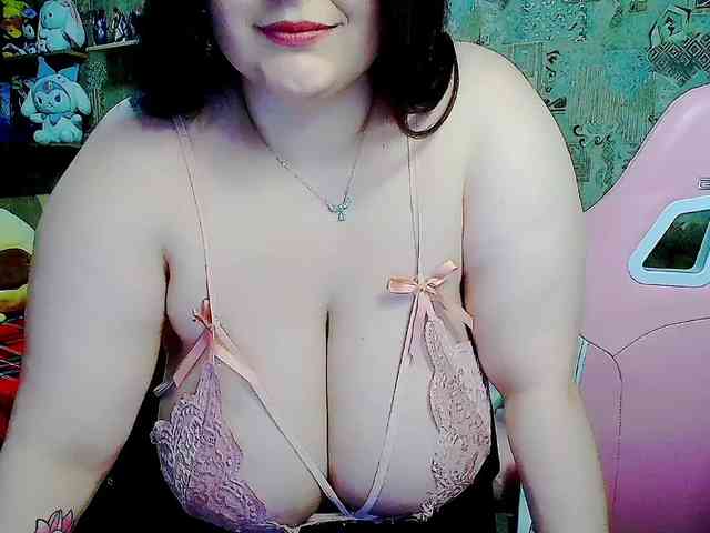 SinfulWhisper webcam