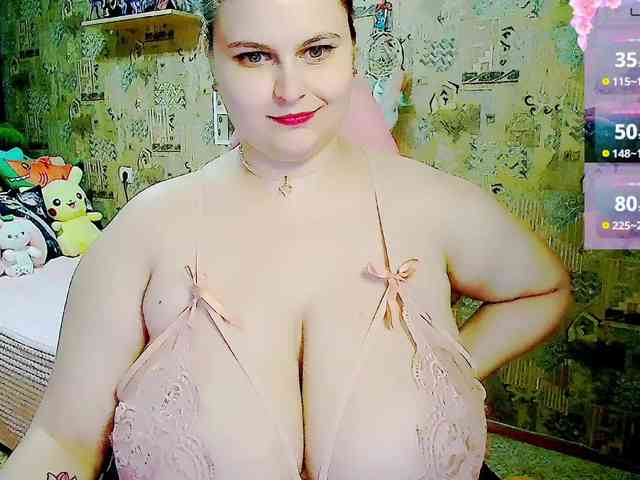 SinfulWhisper webcam