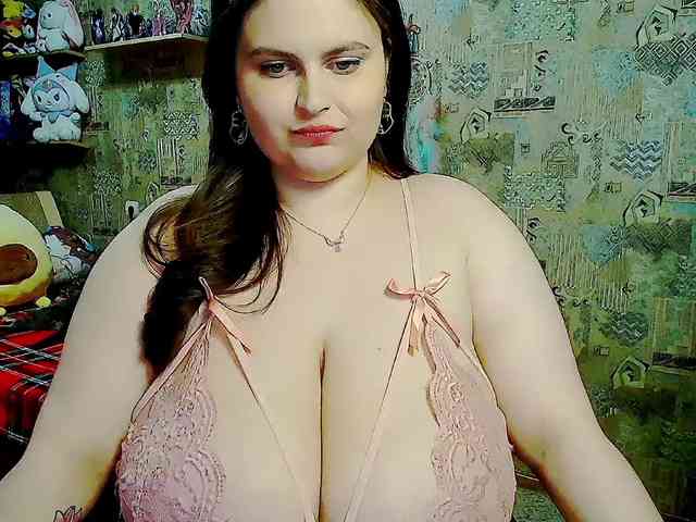 SinfulWhisper webcam