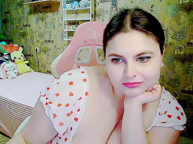 SinfulWhisper webcam