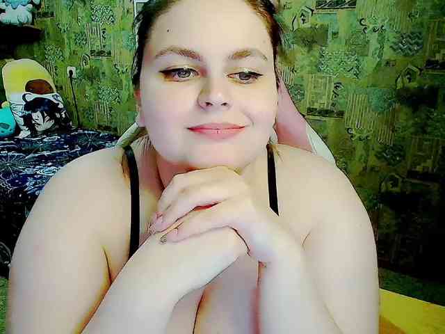 SinfulWhisper webcam