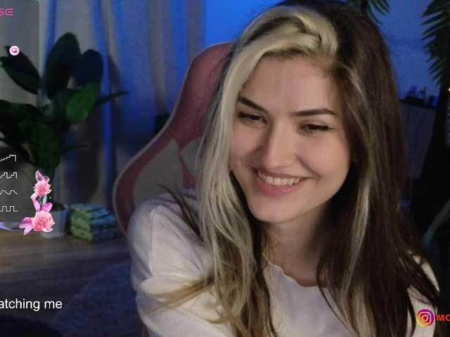 monikavenom from BongaCams