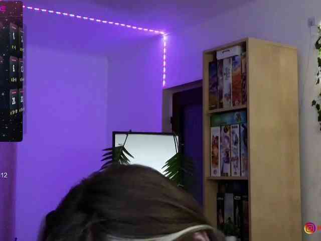 monikavenom webcam