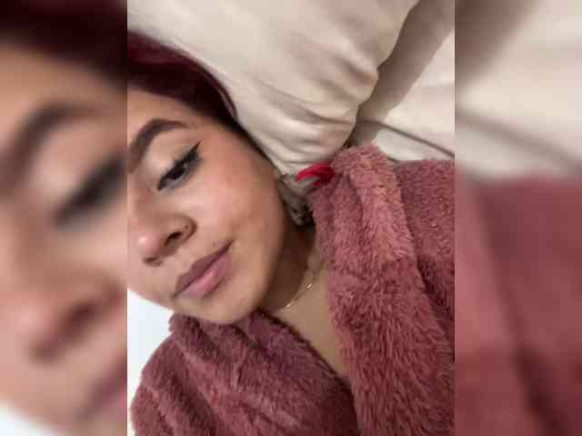 SeleneMiiller webcam
