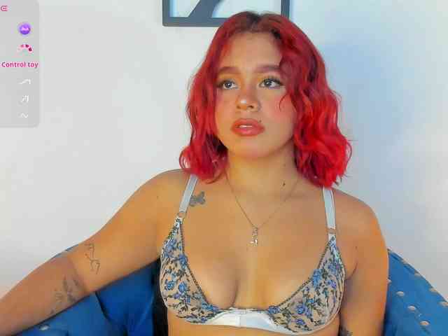 SeleneMiiller webcam