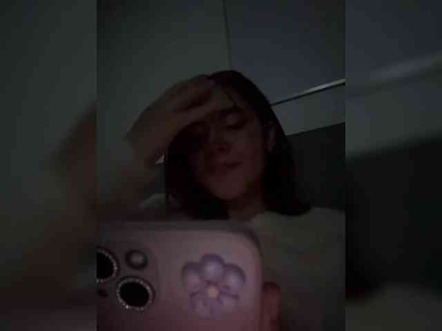 SeleneMiiller webcam