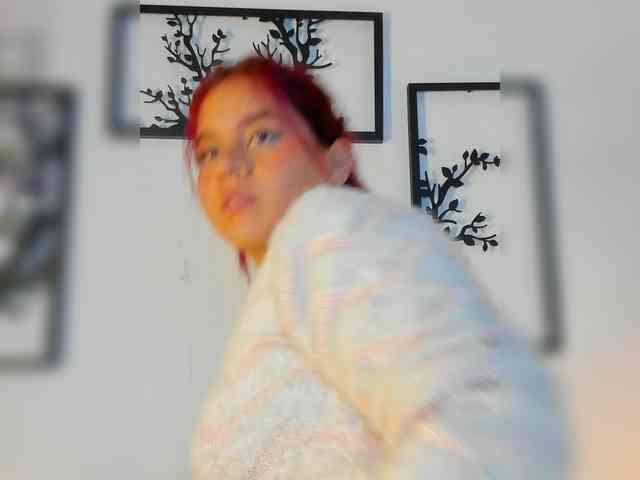 SeleneMiiller webcam