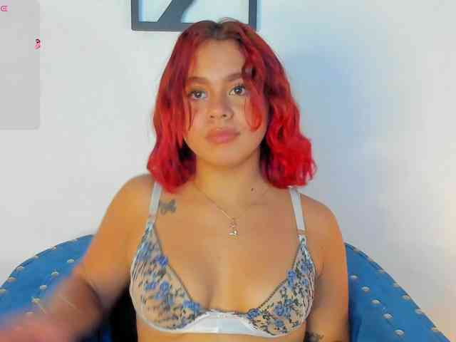 SeleneMiiller webcam