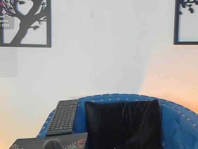 SeleneMiiller webcam