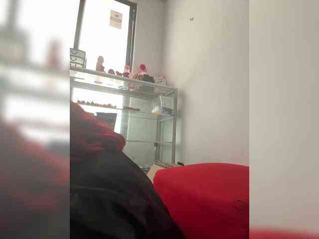 SeleneMiiller webcam