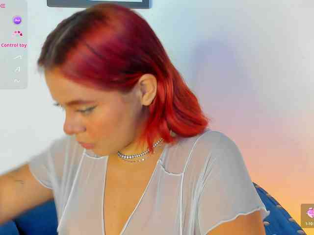 SeleneMiiller webcam