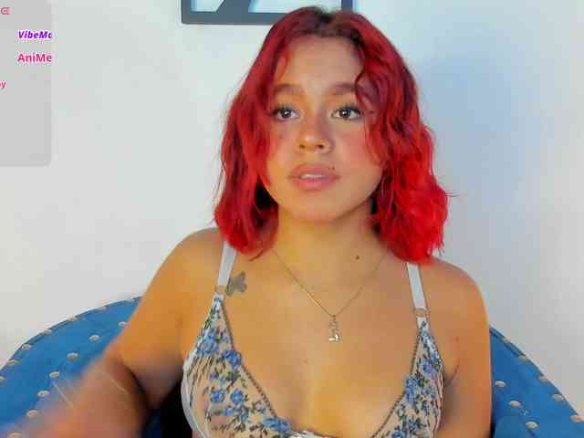 SeleneMiiller webcam