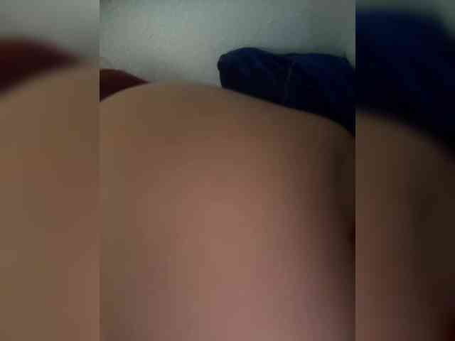 SeleneMiiller webcam