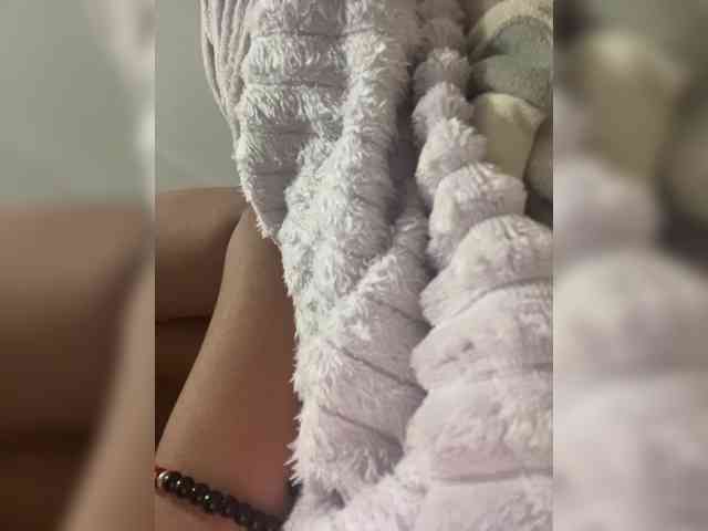 SeleneMiiller webcam