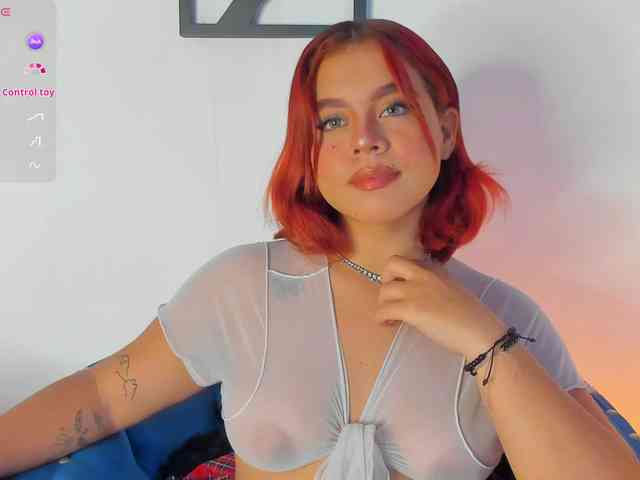 SeleneMiiller webcam