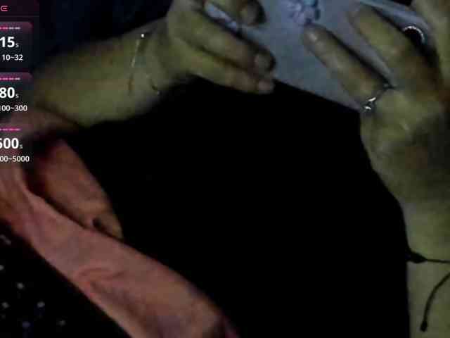 SeleneMiiller webcam