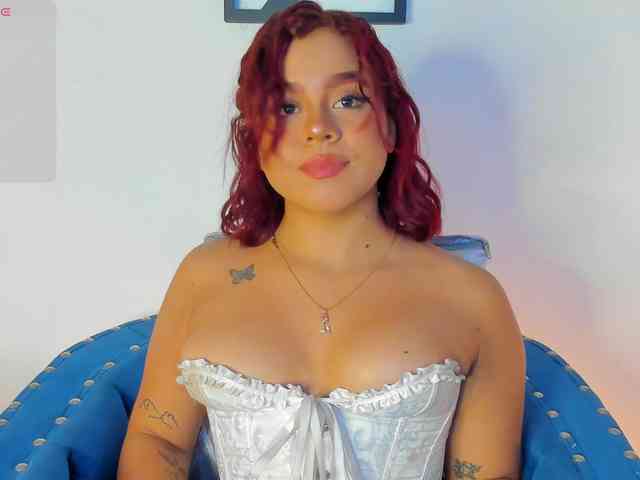 SeleneMiiller webcam