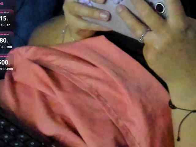 SeleneMiiller webcam