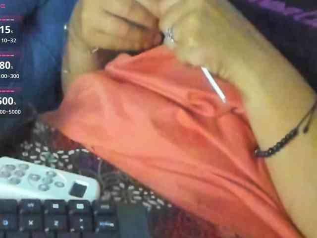 SeleneMiiller webcam