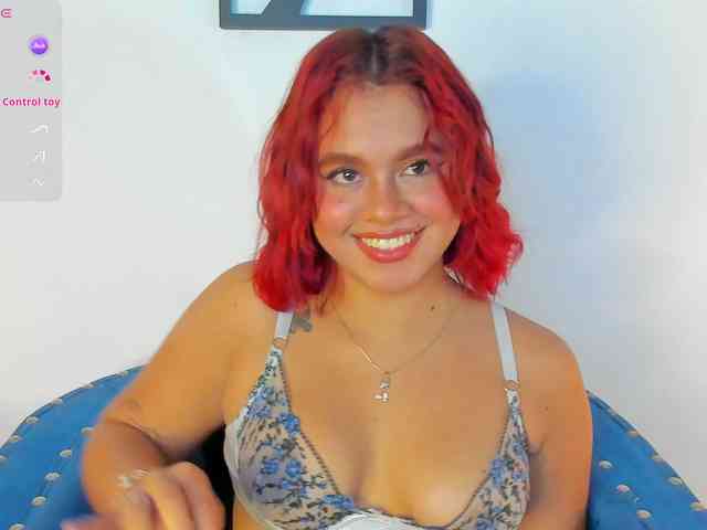 SeleneMiiller webcam