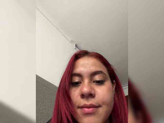 SeleneMiiller webcam
