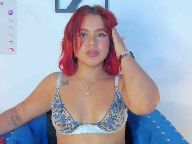 SeleneMiiller webcam