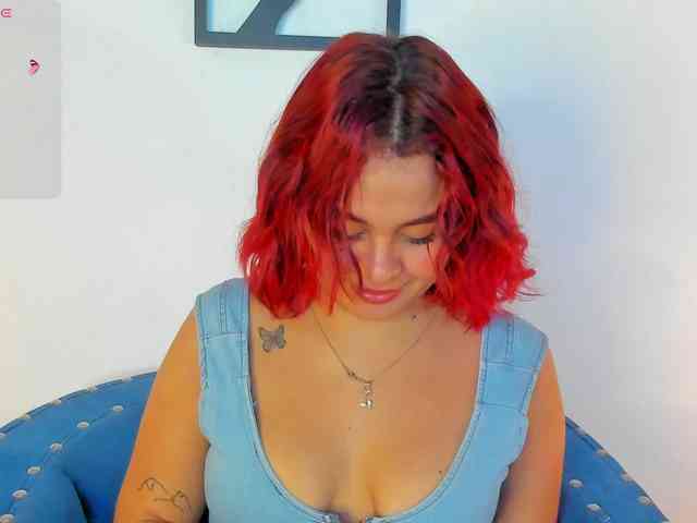SeleneMiiller webcam