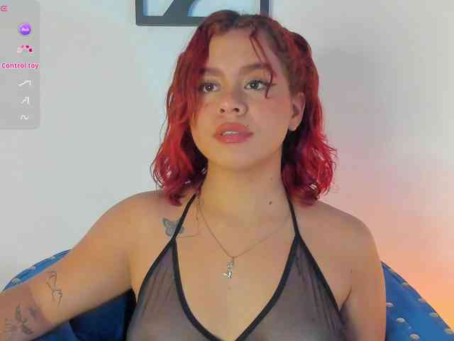 SeleneMiiller webcam