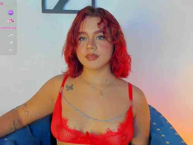 SeleneMiiller webcam
