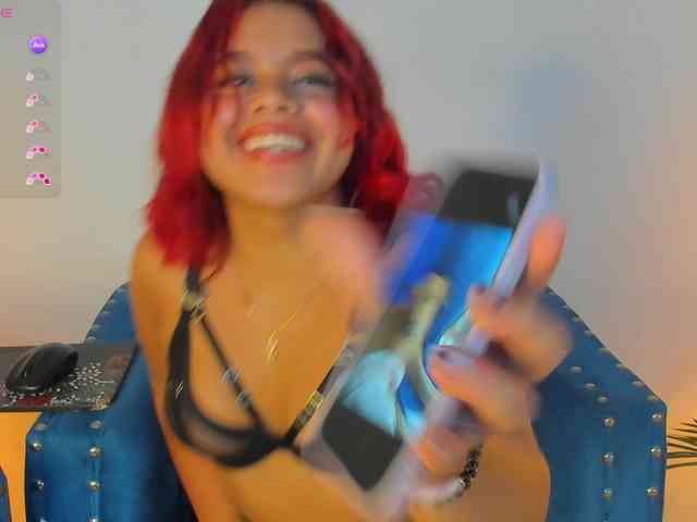 SeleneMiiller webcam