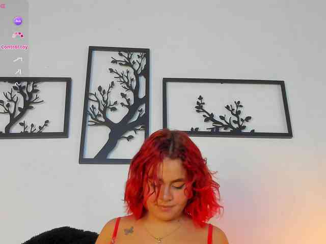 SeleneMiiller webcam