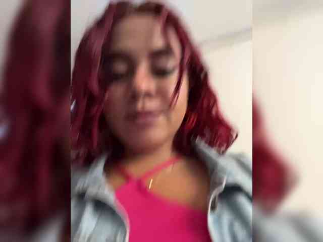 SeleneMiiller webcam