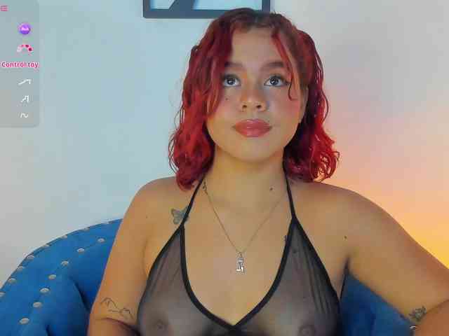 SeleneMiiller webcam