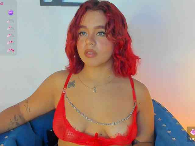 SeleneMiiller webcam